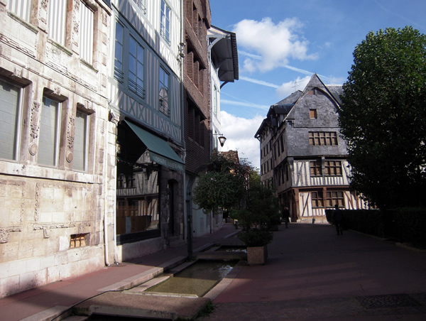 Rue eau-de-Robec Rouen